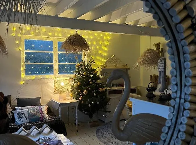 Le Chez Qui J'habite