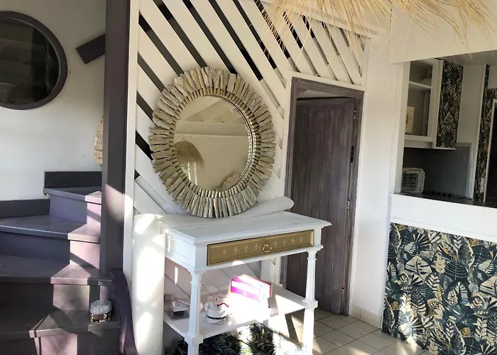 Le Chez Qui J'habite