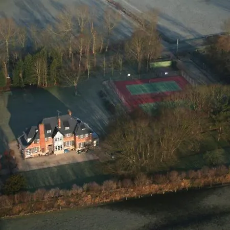 Le Chez Qui J'habite Appartamento